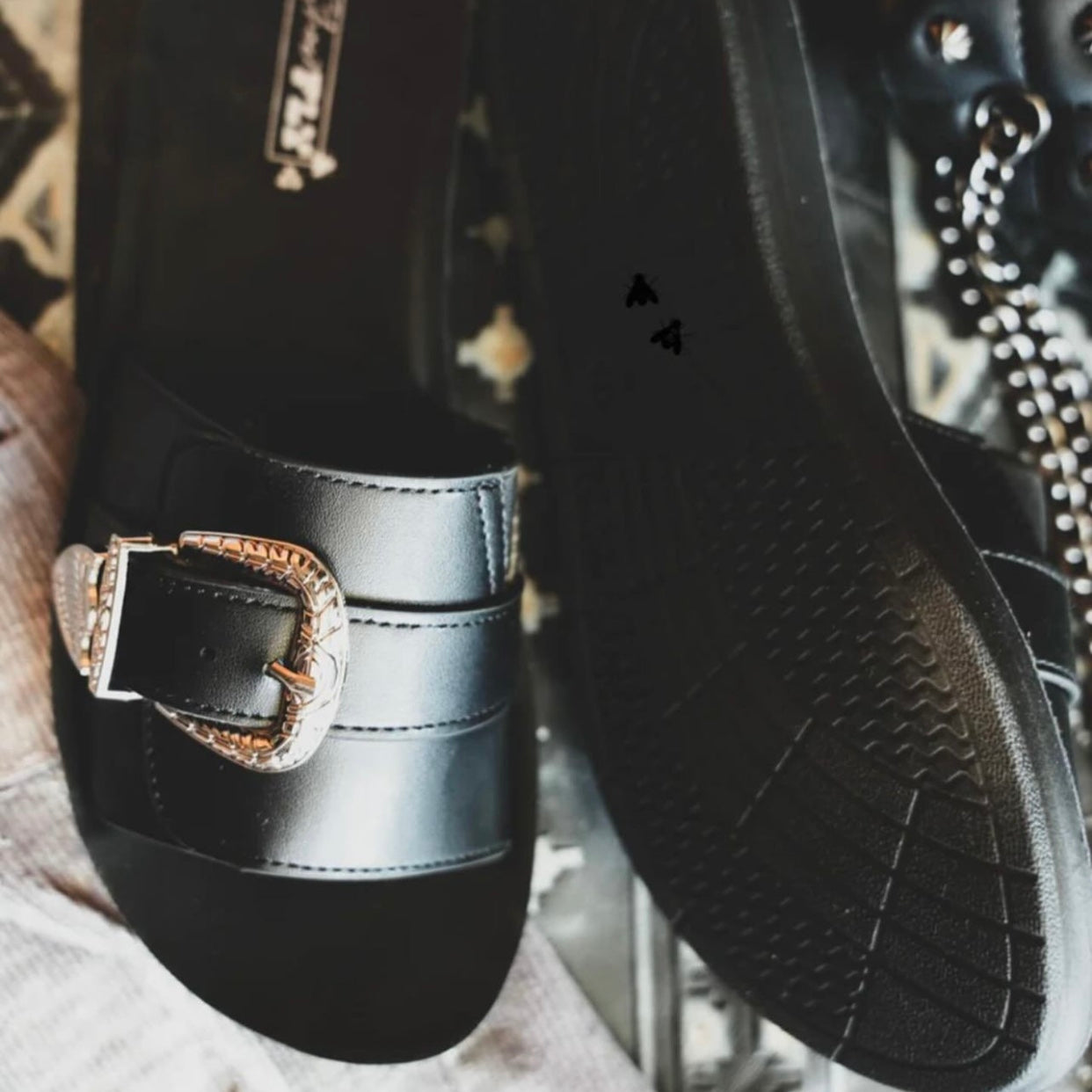 Buckin Western Sandals